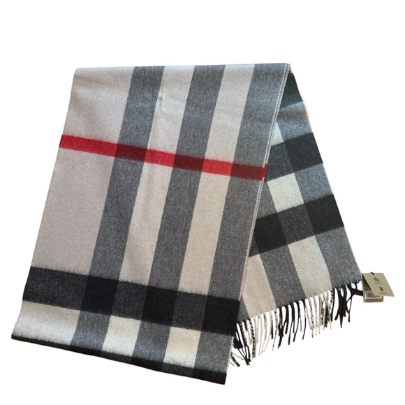 Burberry Unisex Cashmere Scarf in Cream, Red Big Check. BNWT. - Picture 1 of 5
